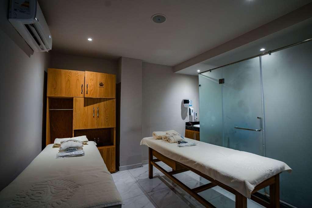 Sunrise Alex Avenue Hotel Alexandria Facilidades foto A treatment room at a spa